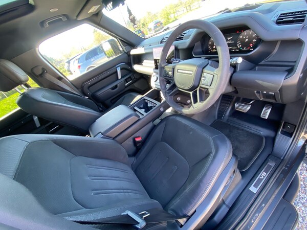 Used Land Rover Defender 2022 for sale - 74339797: Photo 29