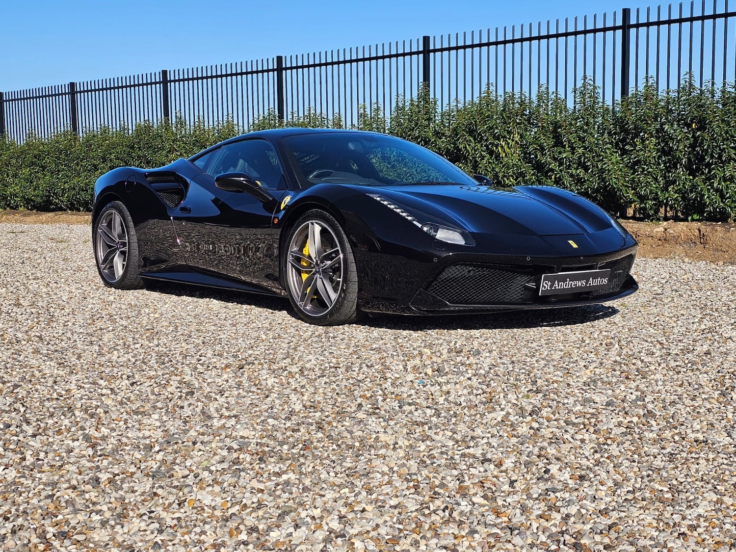 Used Ferrari 488 2017 for sale - 76231387: Photo 1