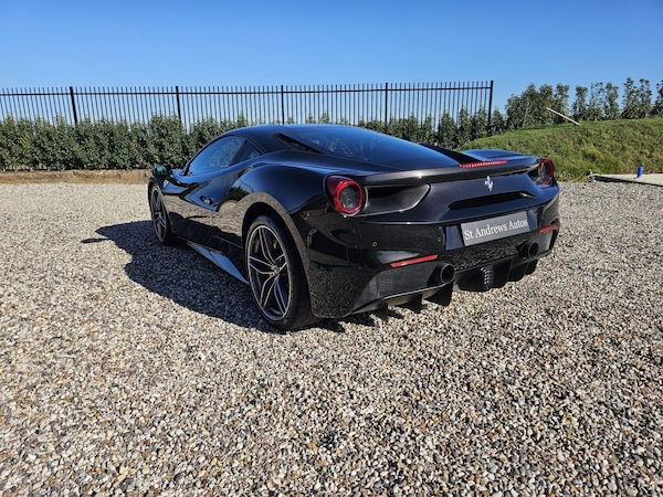 Used Ferrari 488 2017 for sale - 76231387: Photo 14
