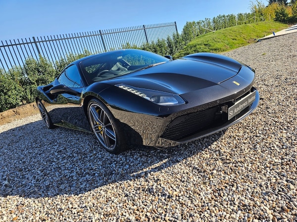 Used Ferrari 488 2017 for sale - 76231387: Photo 16