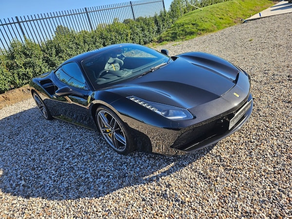 Used Ferrari 488 2017 for sale - 76231387: Photo 20