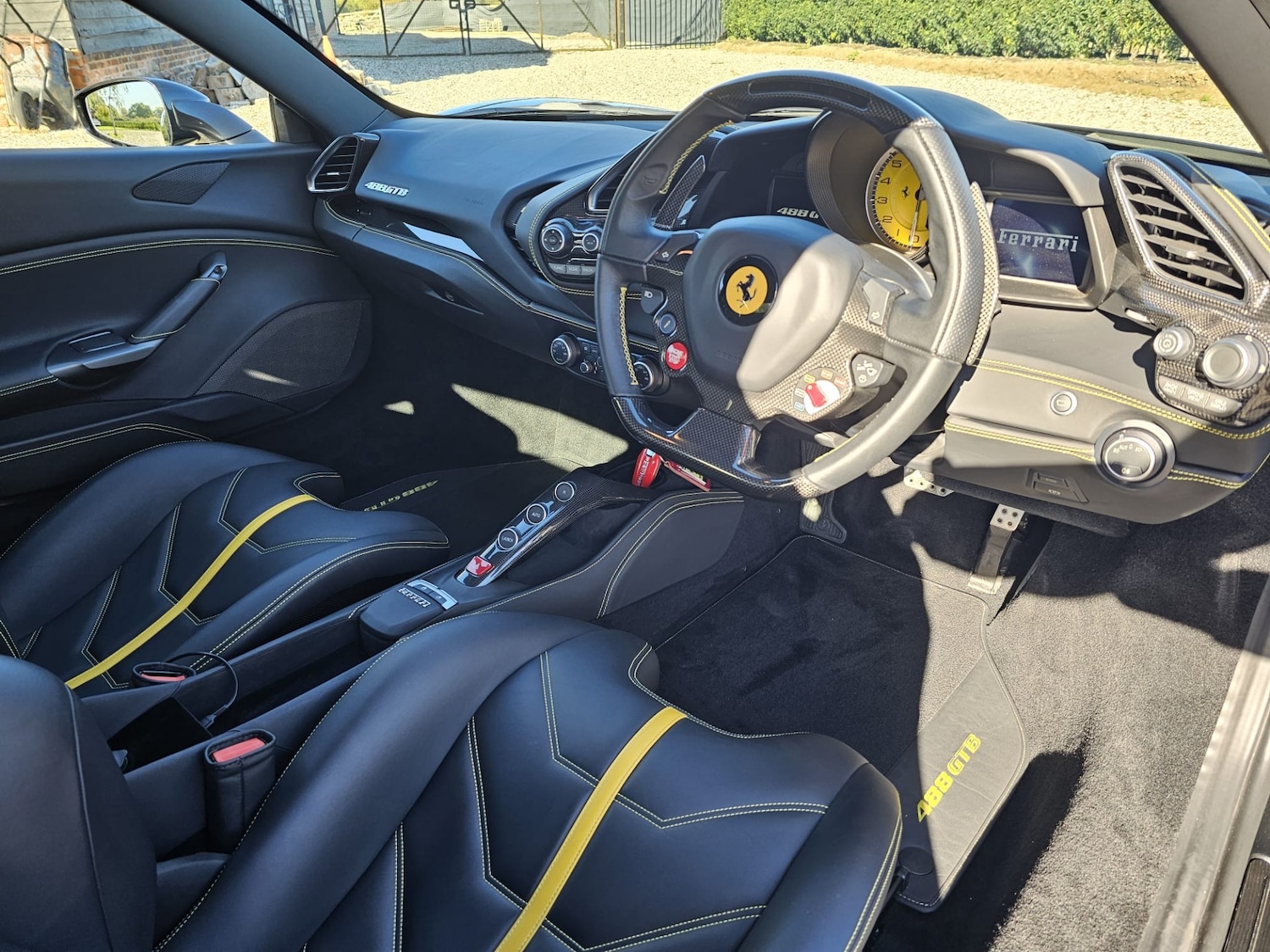 Used Ferrari 488 2017 for sale - 76231387: Photo 28