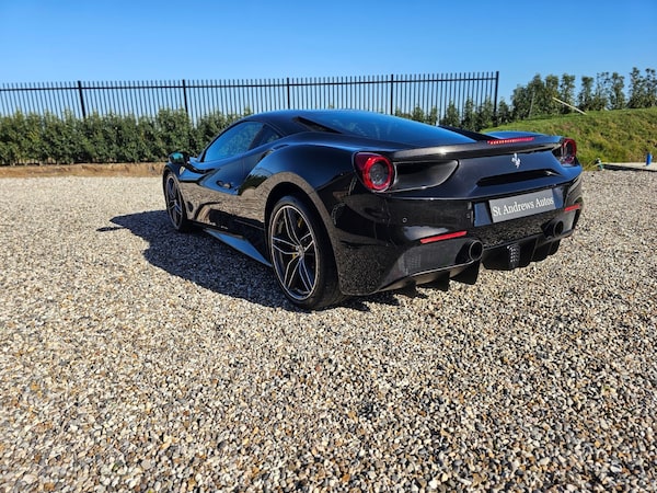Used Ferrari 488 2017 for sale - 76231387: Photo 31