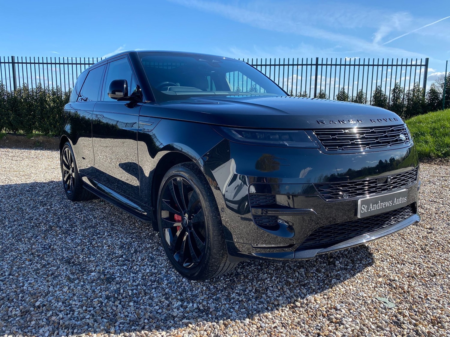 Used Land Rover Range Rover Sport 2024 for sale - 78027225: Photo 1