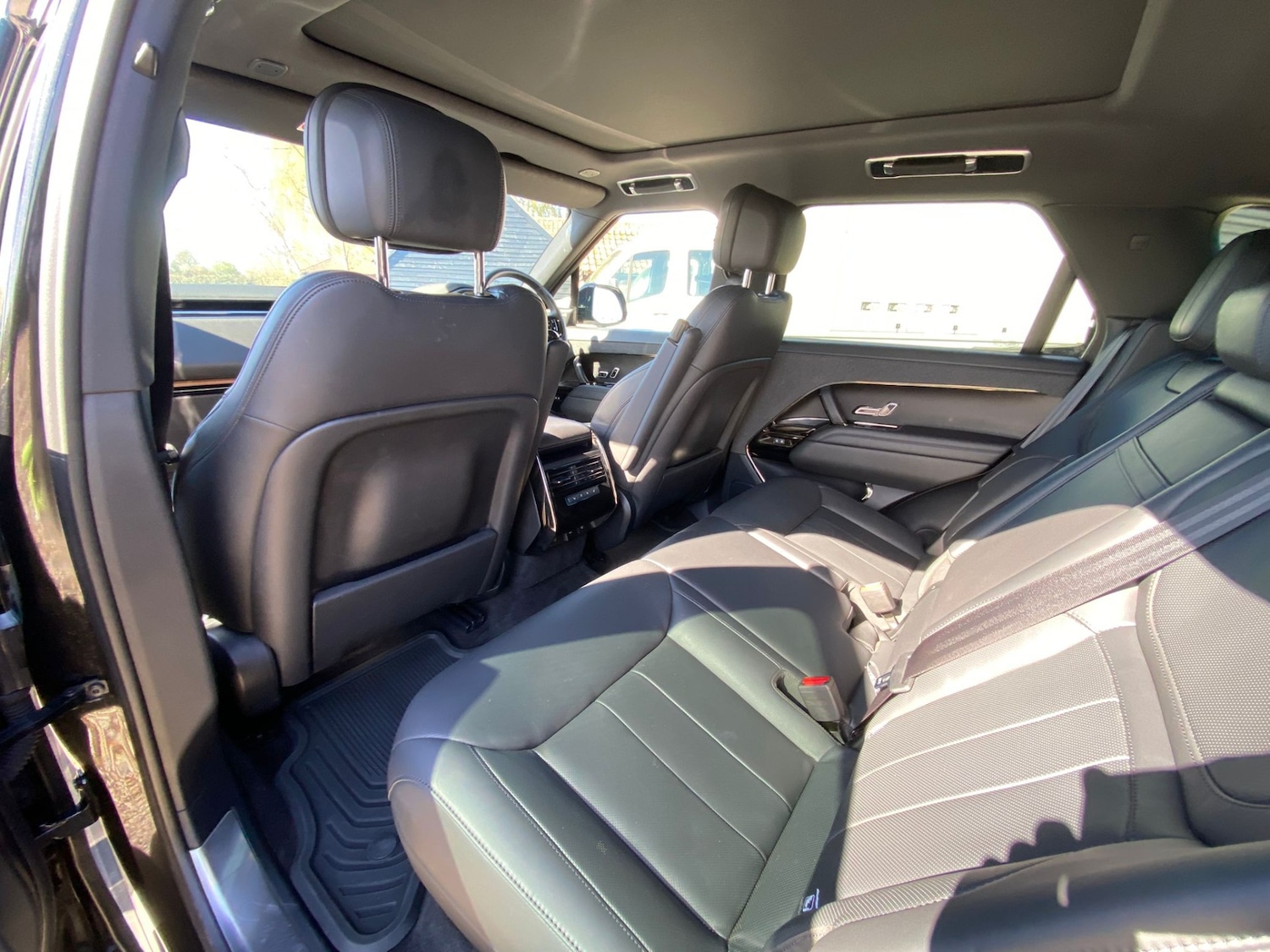 Used Land Rover Range Rover Sport 2024 for sale - 78027225: Photo 12