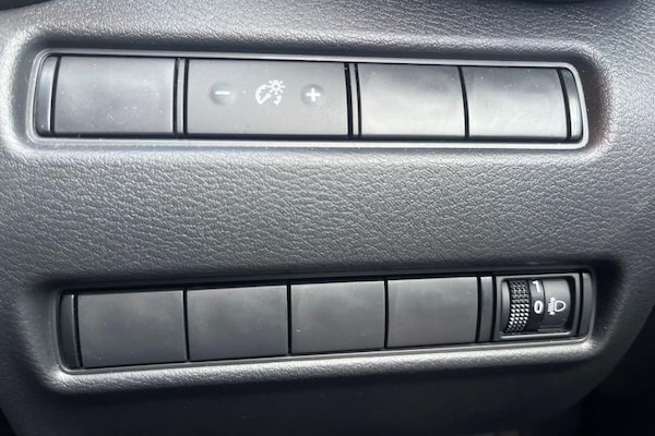 Used Nissan Juke 2024 for sale - 76290345: Photo 30