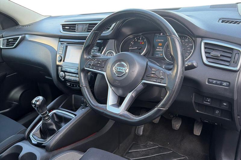 Used Nissan Qashqai 2017 for sale - 77755036: Photo 10