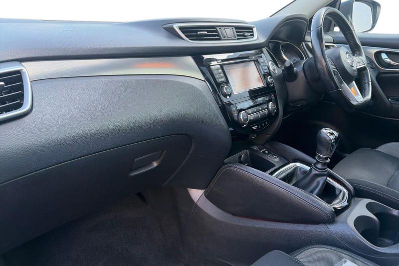 Used Nissan Qashqai 2017 for sale - 77755036: Photo 13