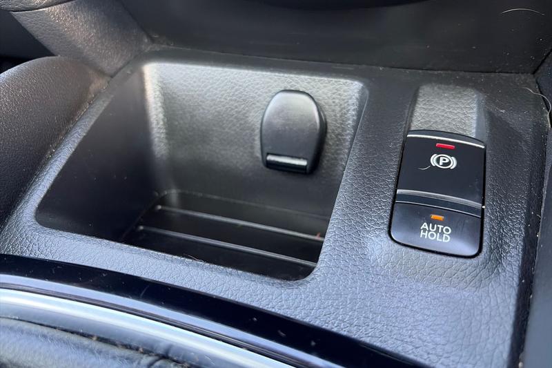 Used Nissan Qashqai 2017 for sale - 77755036: Photo 32