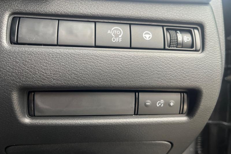 Used Nissan Qashqai for sale - 77176474: Photo 32