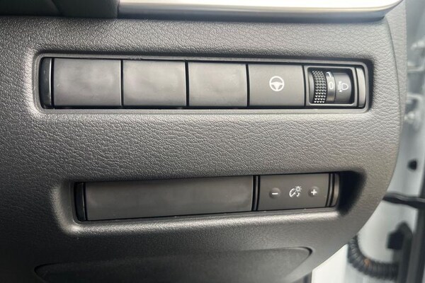 Used Nissan Qashqai 2025 for sale - 76271455: Photo 31