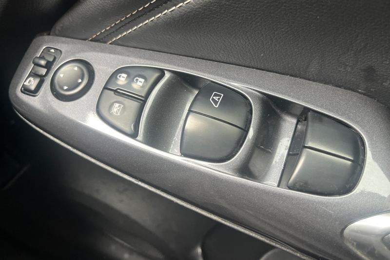 Used Nissan Juke 2022 for sale - 76340161: Photo 16