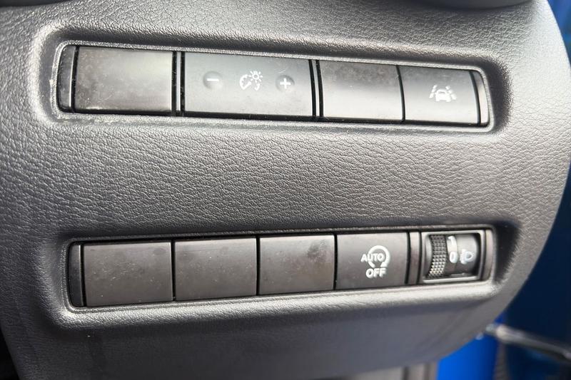 Used Nissan Juke 2023 for sale - 77691623: Photo 30