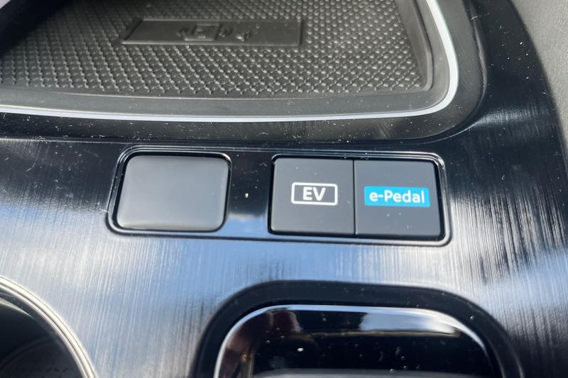 Vehicle 33