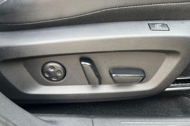 Vehicle 32