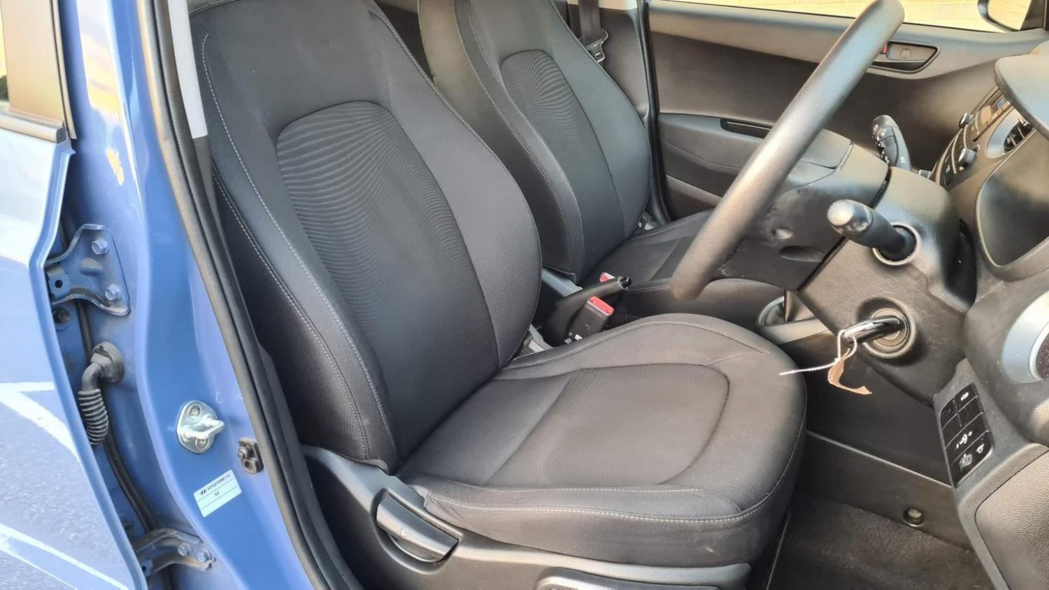 Used Hyundai i10 2017 for sale - 77261744: Photo 11