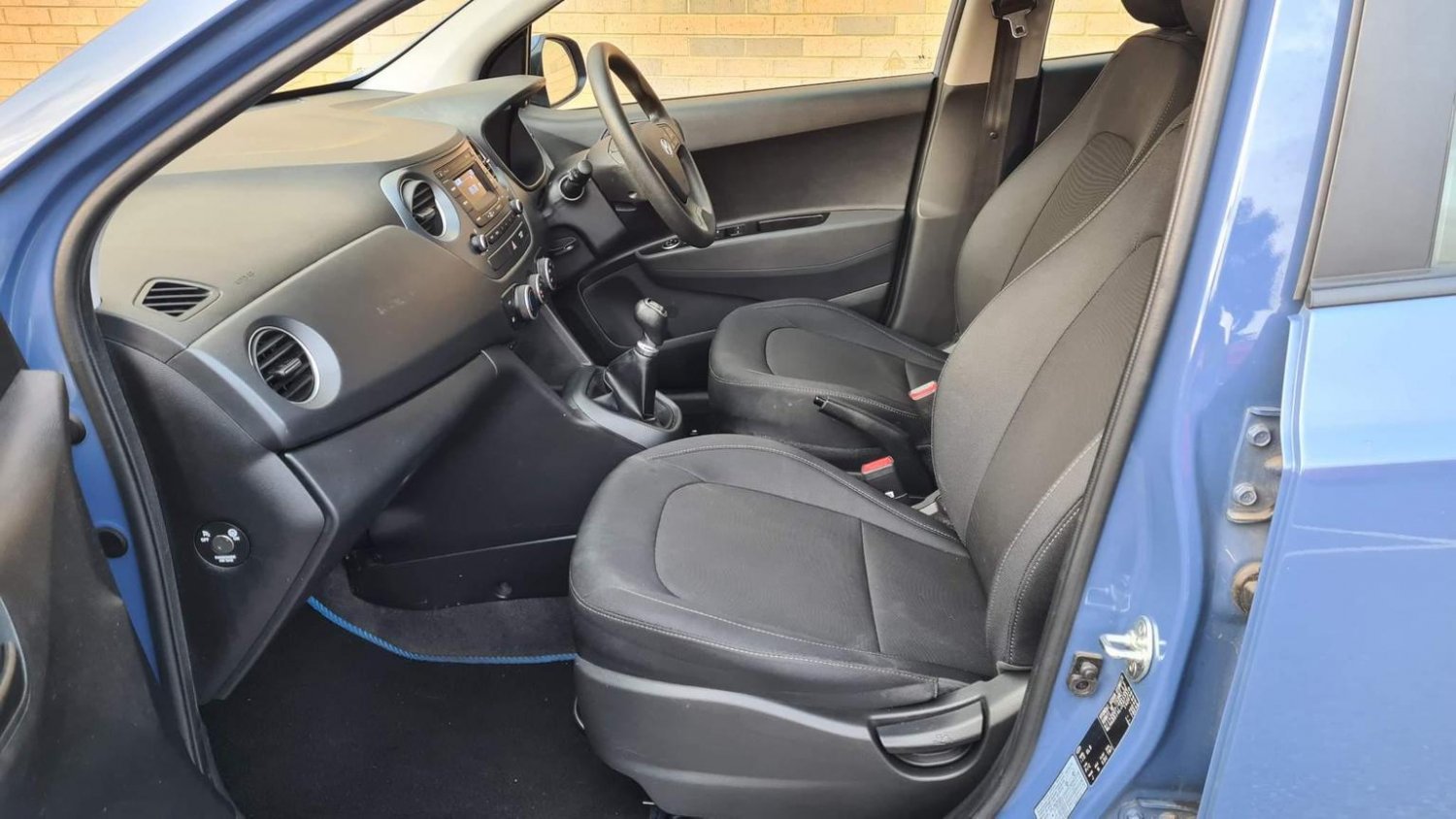 Used Hyundai i10 2017 for sale - 77261744: Photo 14