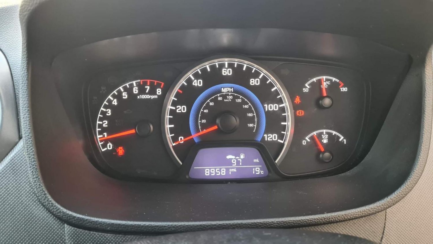 Used Hyundai i10 2017 for sale - 77261744: Photo 20