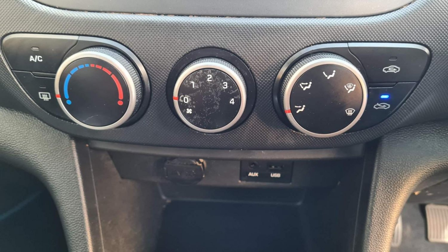 Used Hyundai i10 2017 for sale - 77261744: Photo 22