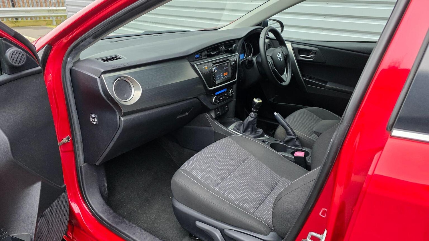 Used Toyota Auris 2014 for sale - 77261740: Photo 14