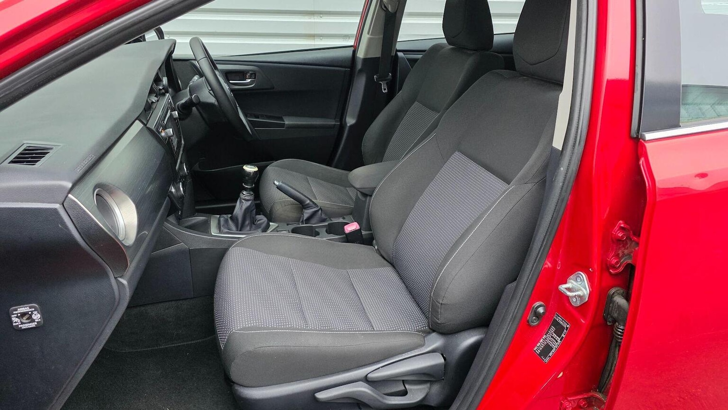 Used Toyota Auris 2014 for sale - 77261740: Photo 15