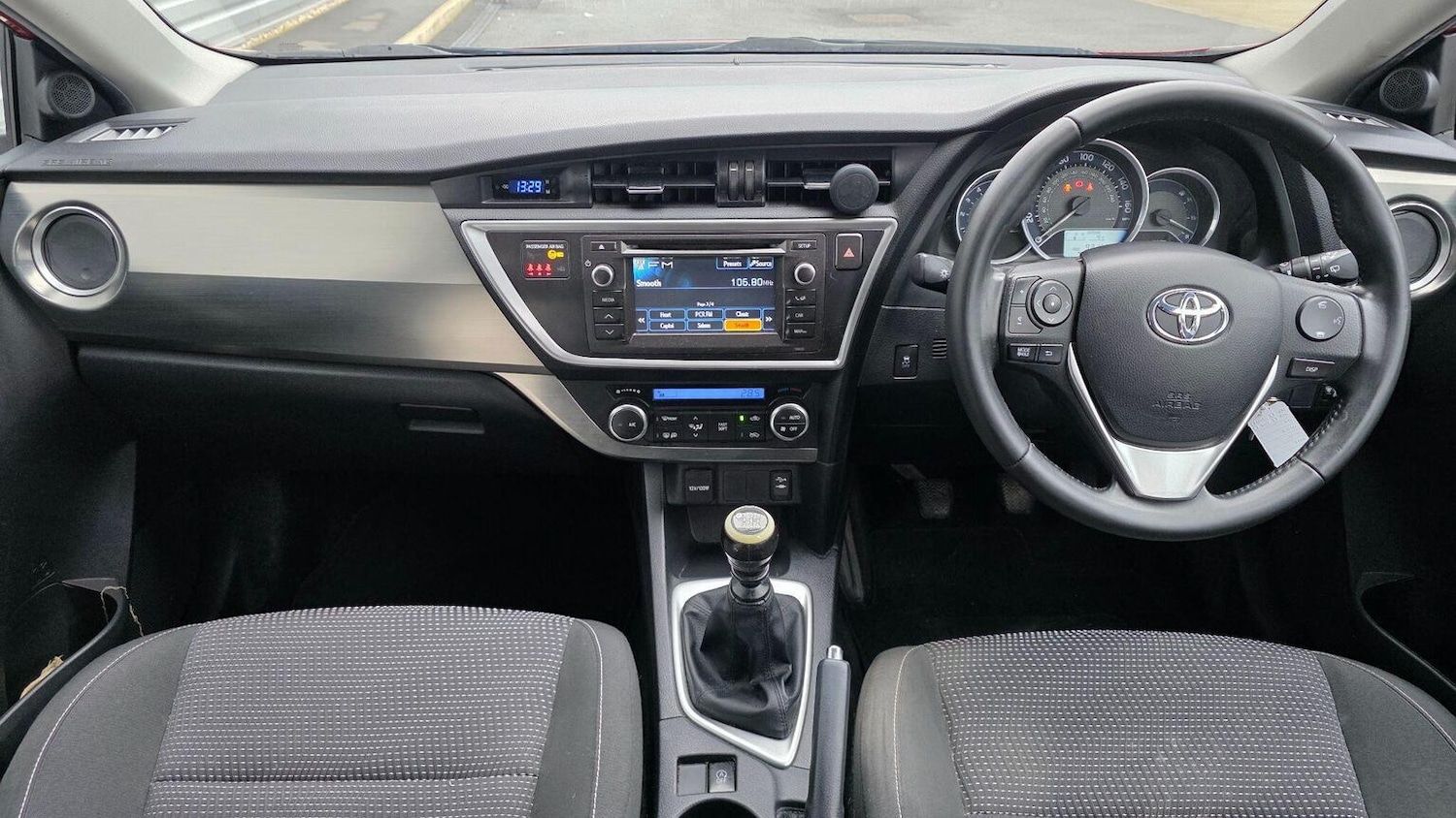 Used Toyota Auris 2014 for sale - 77261740: Photo 17