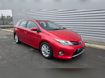 Toyota Auris feature image