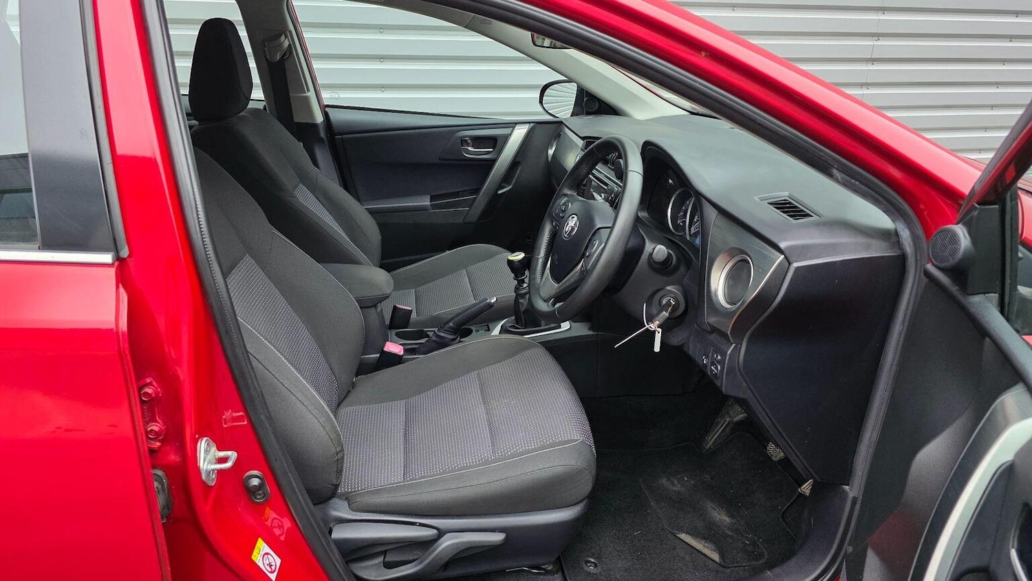 Used Toyota Auris 2014 for sale - 77261740: Photo 9