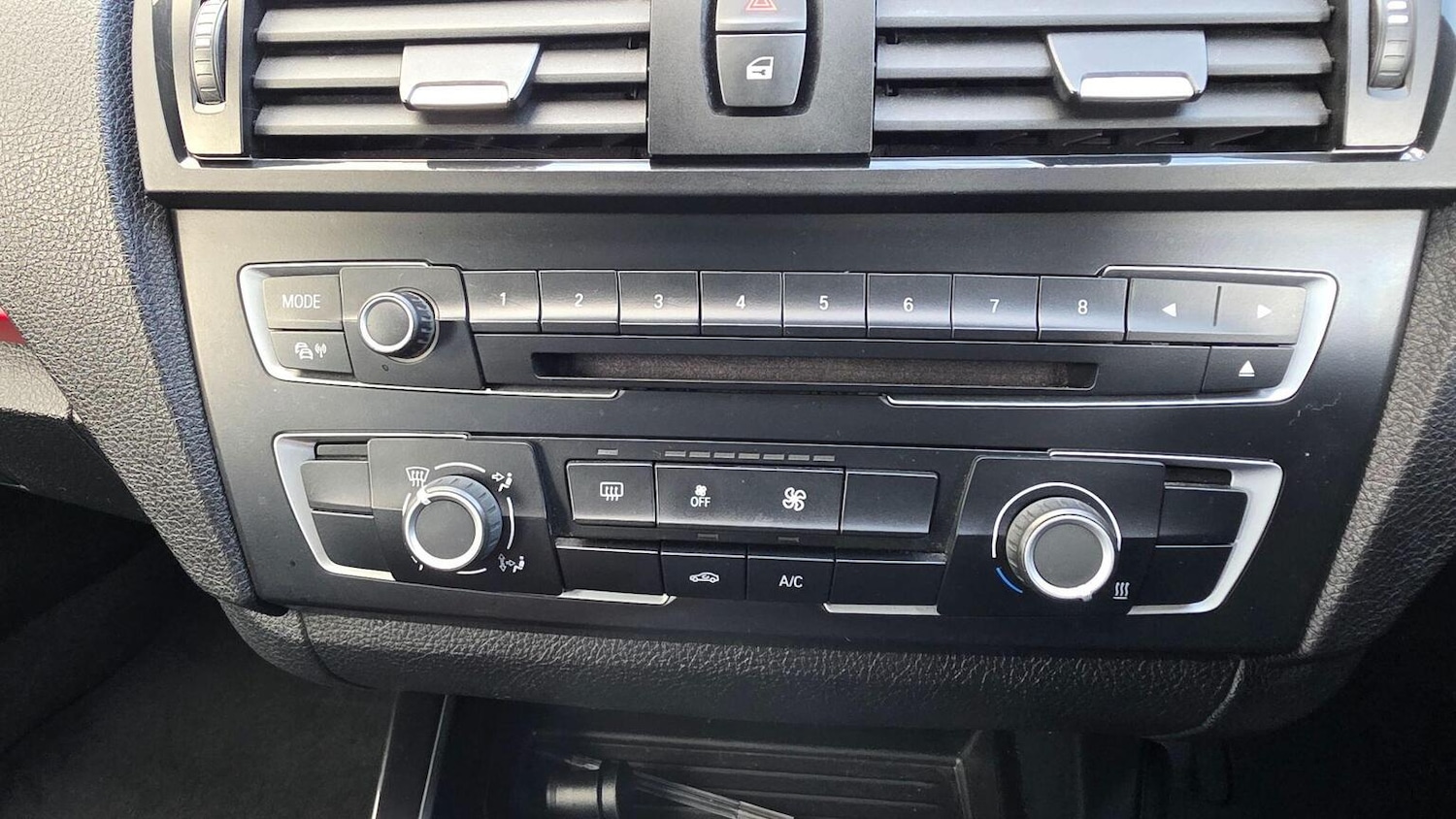 Used BMW 1 Series 2014 for sale - 77261743: Photo 30