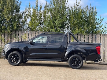 Used Nissan Navara 2021 for sale - 77277261: Photo