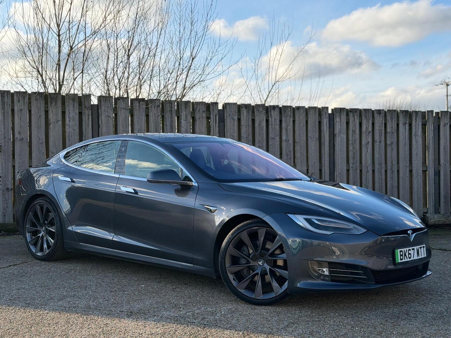 Used Tesla Model S 2017 for sale - 77277279: Photo 1