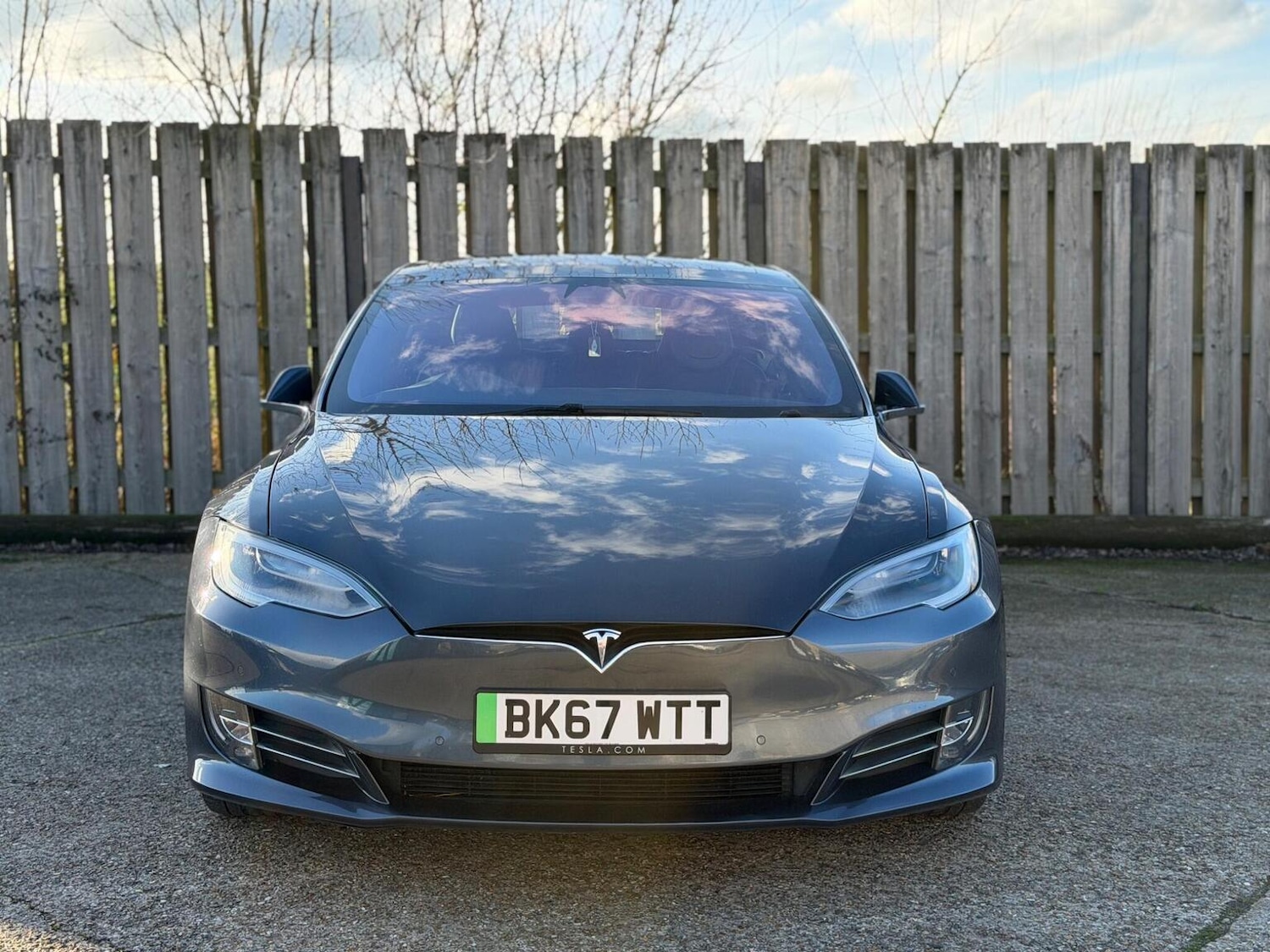 Used Tesla Model S 2017 for sale - 77277279: Photo 2