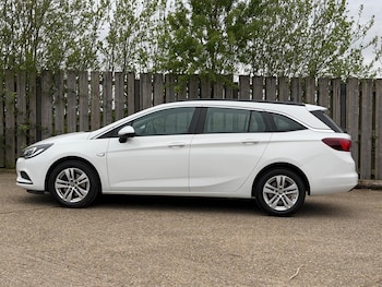 Used Vauxhall Astra 2017 for sale - 78242761: Photo