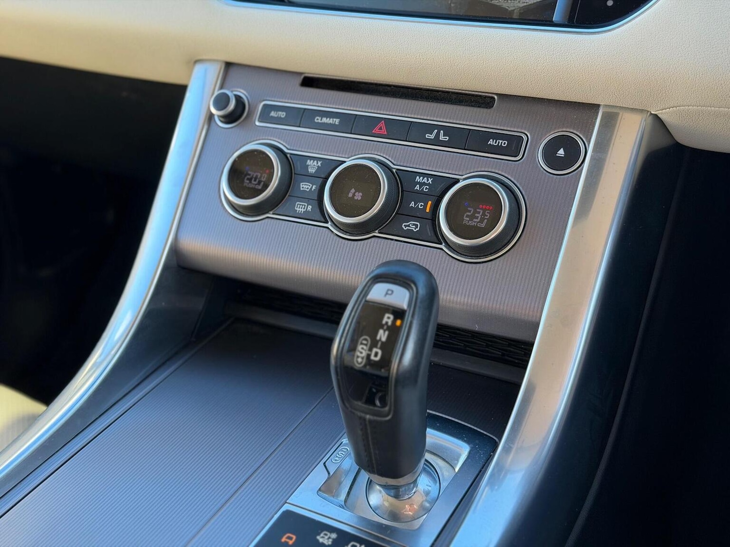 Used Land Rover Range Rover Sport 2015 for sale - 77277372: Photo 18