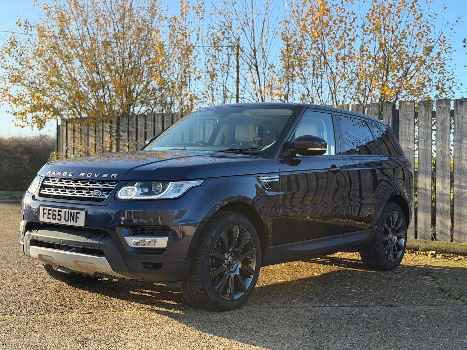 Used Land Rover Range Rover Sport 2015 for sale - 77277372: Photo 9