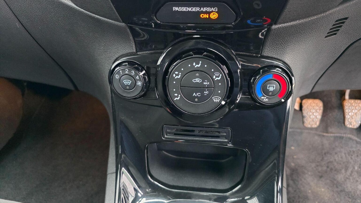 Used Ford Fiesta 2013 for sale - 77261739: Photo 21