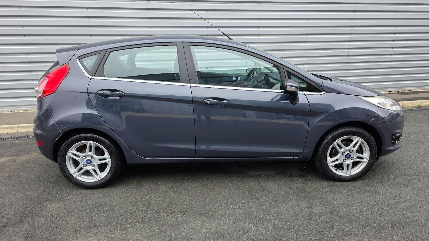 Used Ford Fiesta 2013 for sale - 77261739: Photo 8