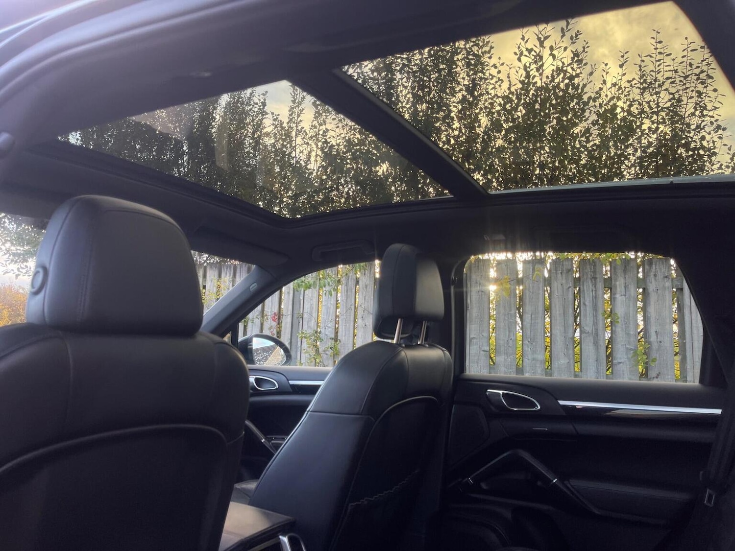 Used Porsche Cayenne 2011 for sale - 77277287: Photo 16