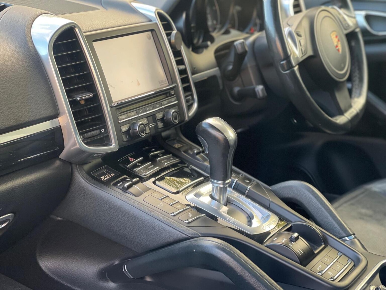 Used Porsche Cayenne 2011 for sale - 77277287: Photo 18