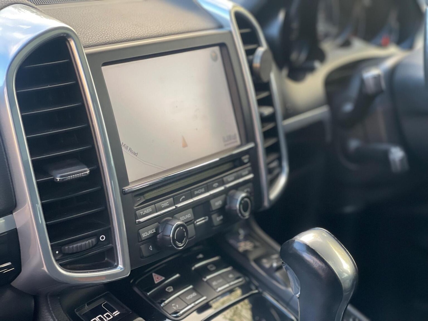 Used Porsche Cayenne 2011 for sale - 77277287: Photo 19