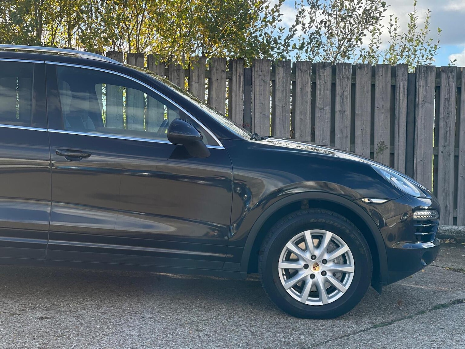 Used Porsche Cayenne 2011 for sale - 77277287: Photo 8