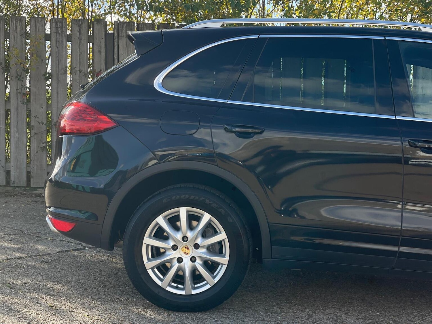 Used Porsche Cayenne 2011 for sale - 77277287: Photo 9