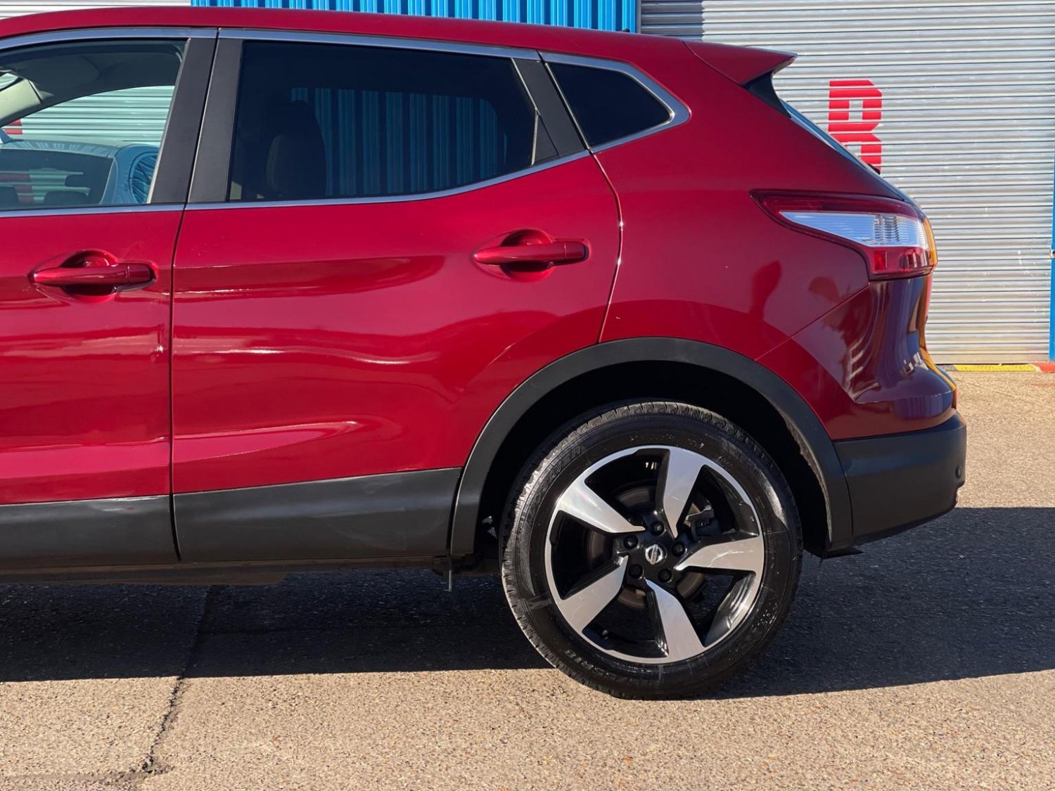 Used Nissan Qashqai 2017 for sale - 77277304: Photo 8