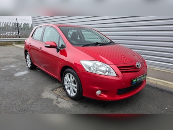 Toyota Auris feature image