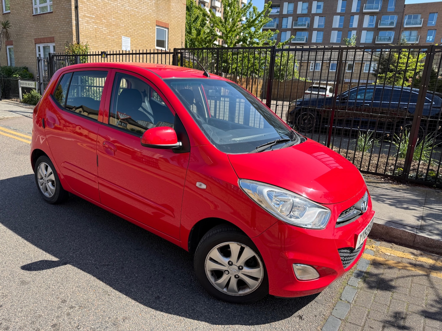 Used Hyundai i10 2014 for sale - 75984991: Photo 1