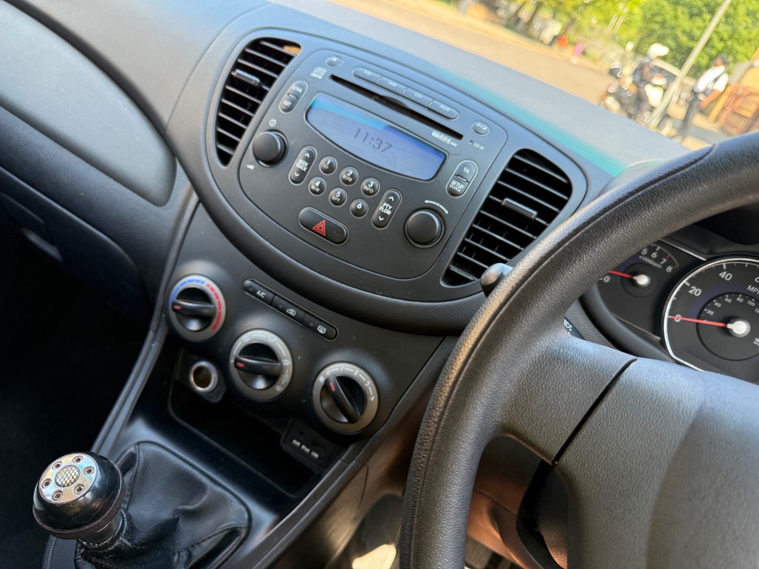 Used Hyundai i10 2014 for sale - 75984991: Photo 19