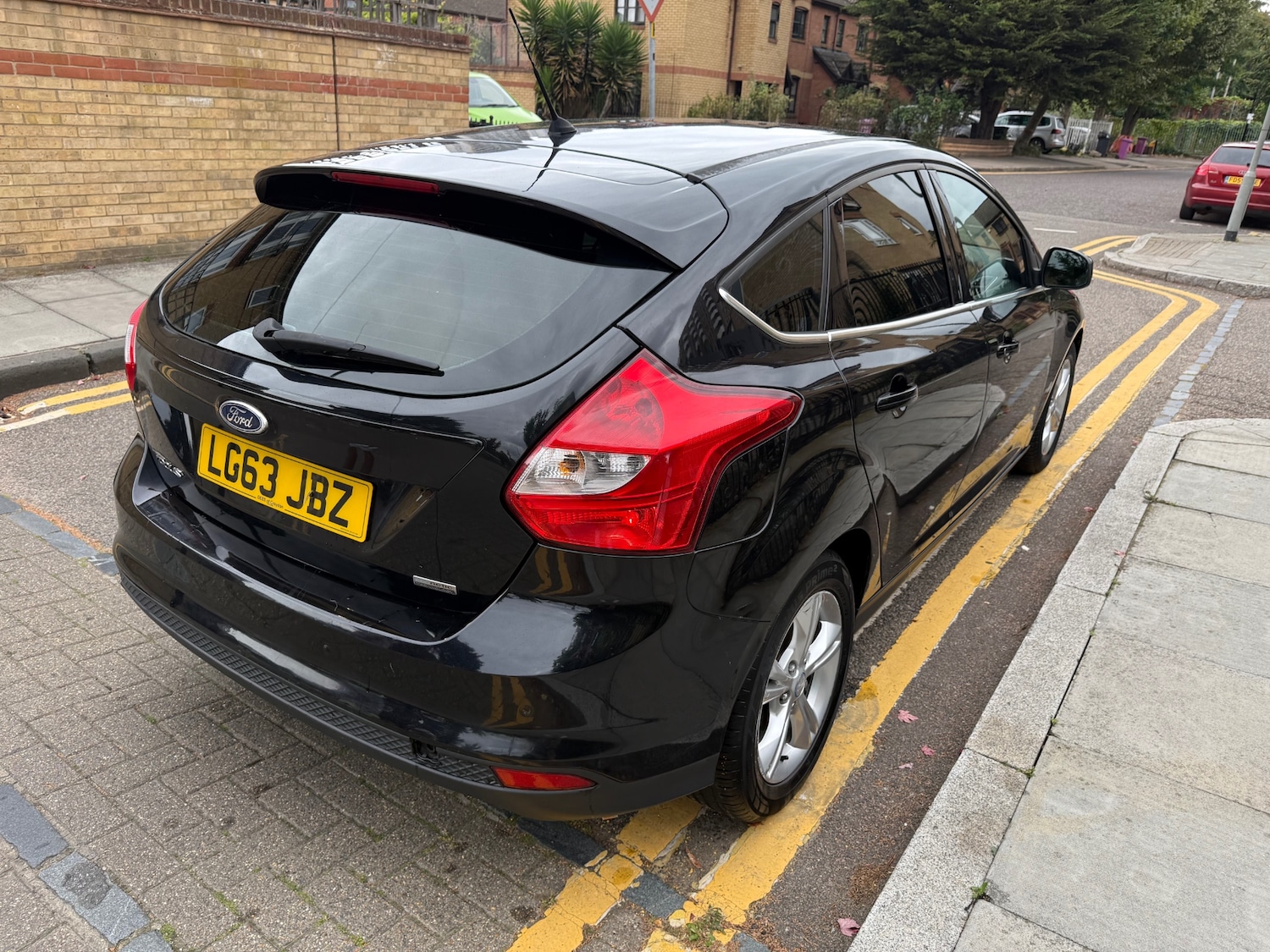 Used Ford Focus 2014 for sale - 76165398: Photo 16