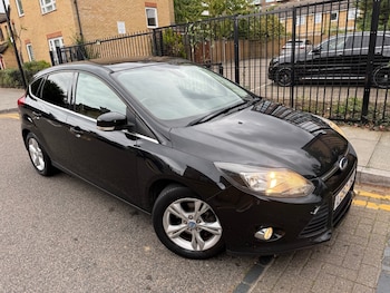 Used Ford Focus 2014 for sale - 76165398: Photo