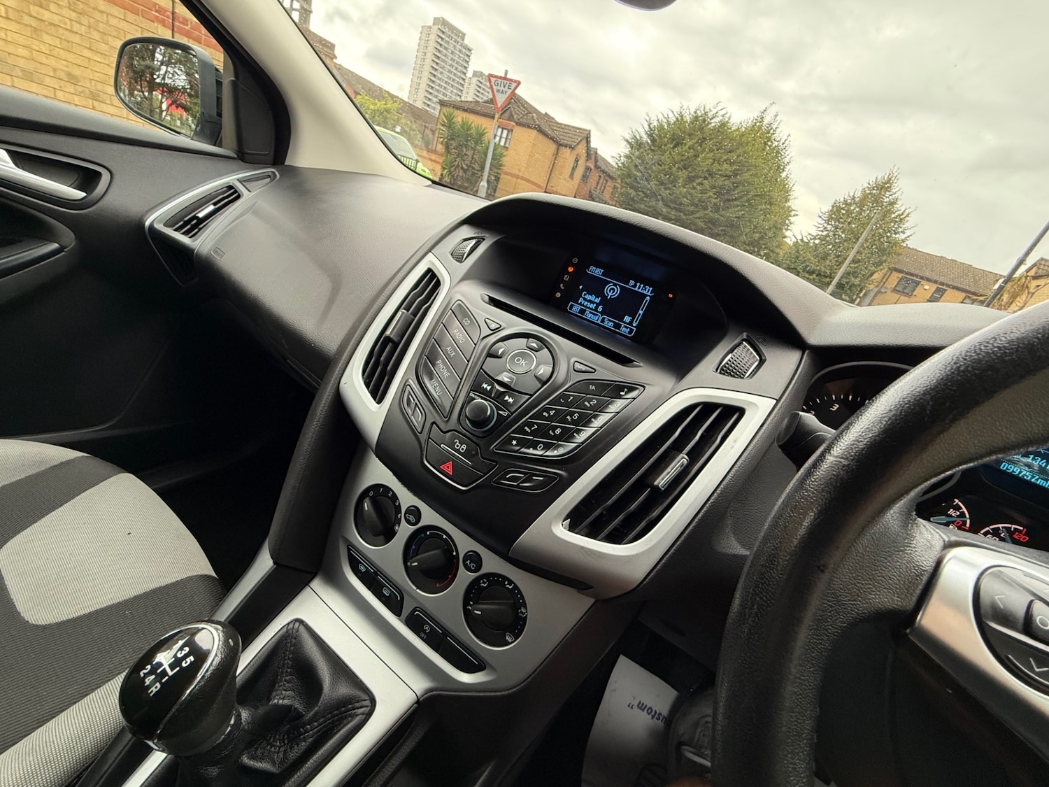Used Ford Focus 2014 for sale - 76165398: Photo 20