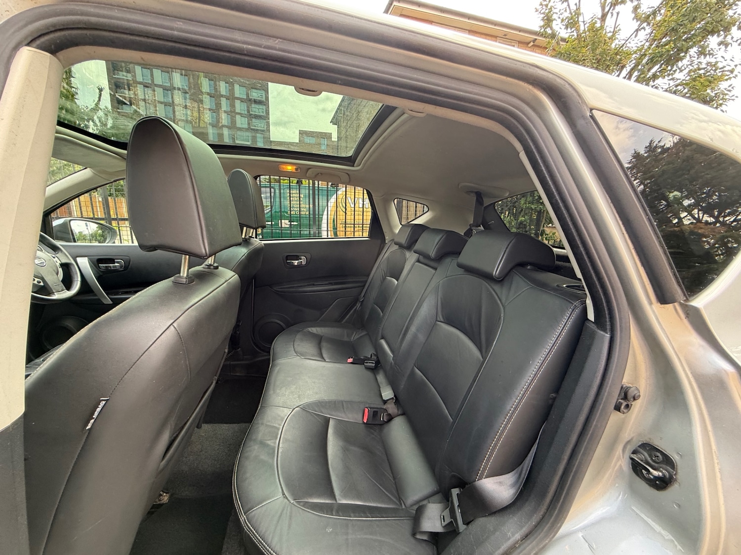 Vehicle 28